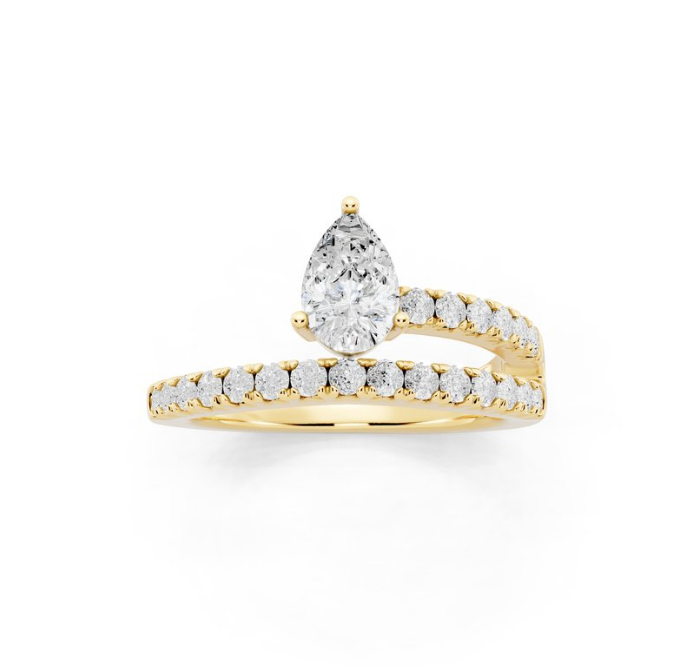 1 CTW Centre Pear and Side Round Lab-Grown Diamond Fashion Ring